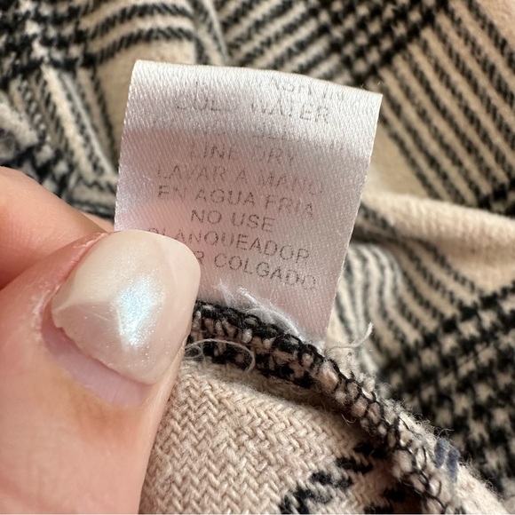 Pink Lily Shacket - Picture 4 of 4